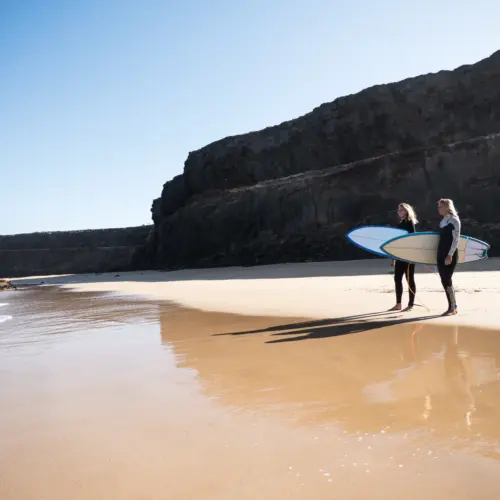iStock-1382177902surf spot_result